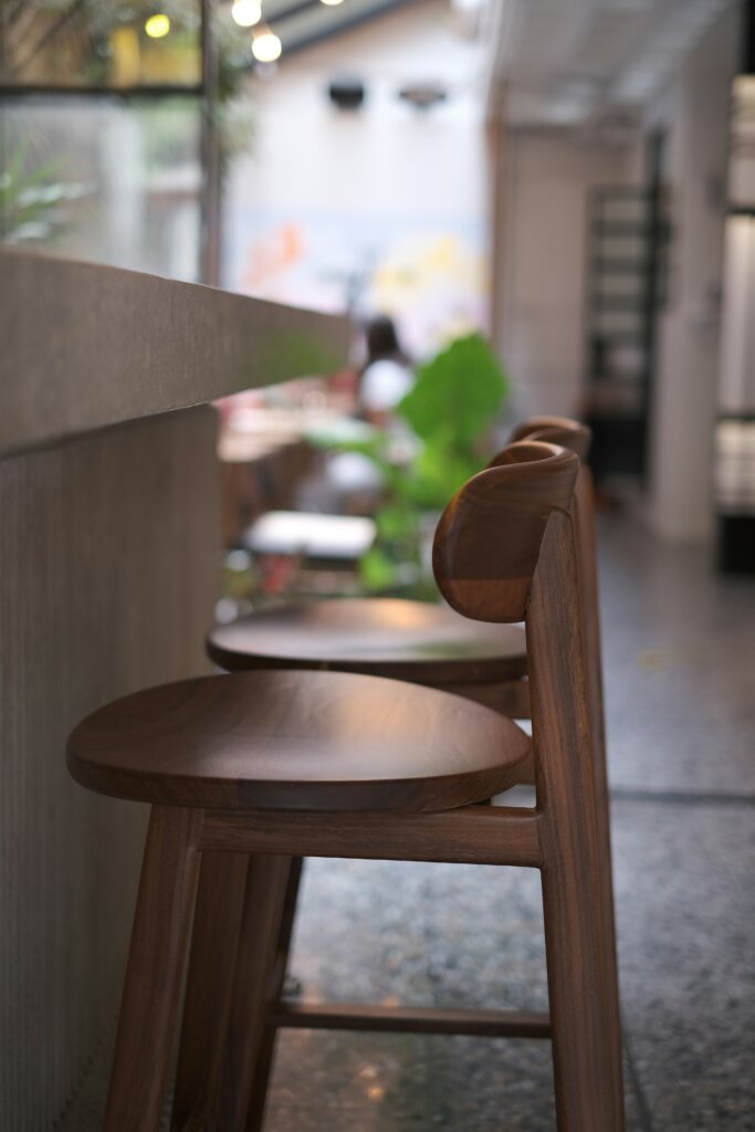Modern Bar Chairs with Backrest